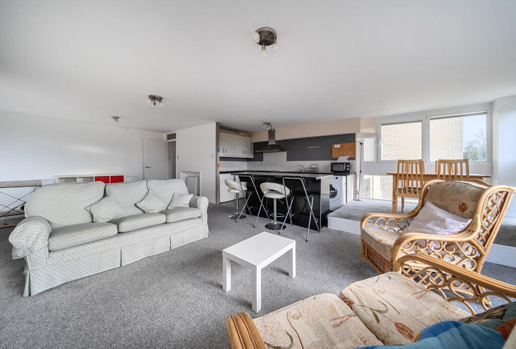 Main image of property: Durdham Park, Bristol, BS6