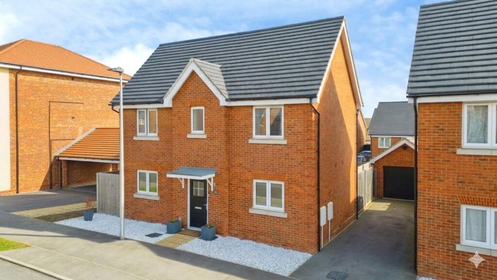 3-bed detached on Shepherd Road, Shinfield, Reading, Berkshire, RG2, £500,000