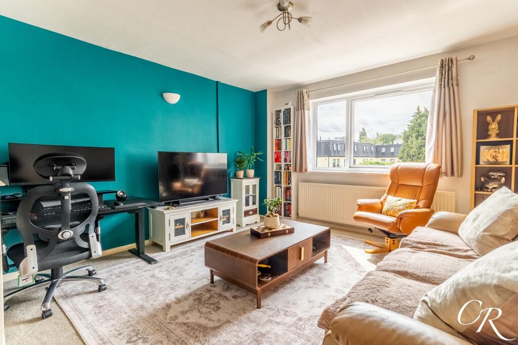 Apartment in Gloucester - View 3