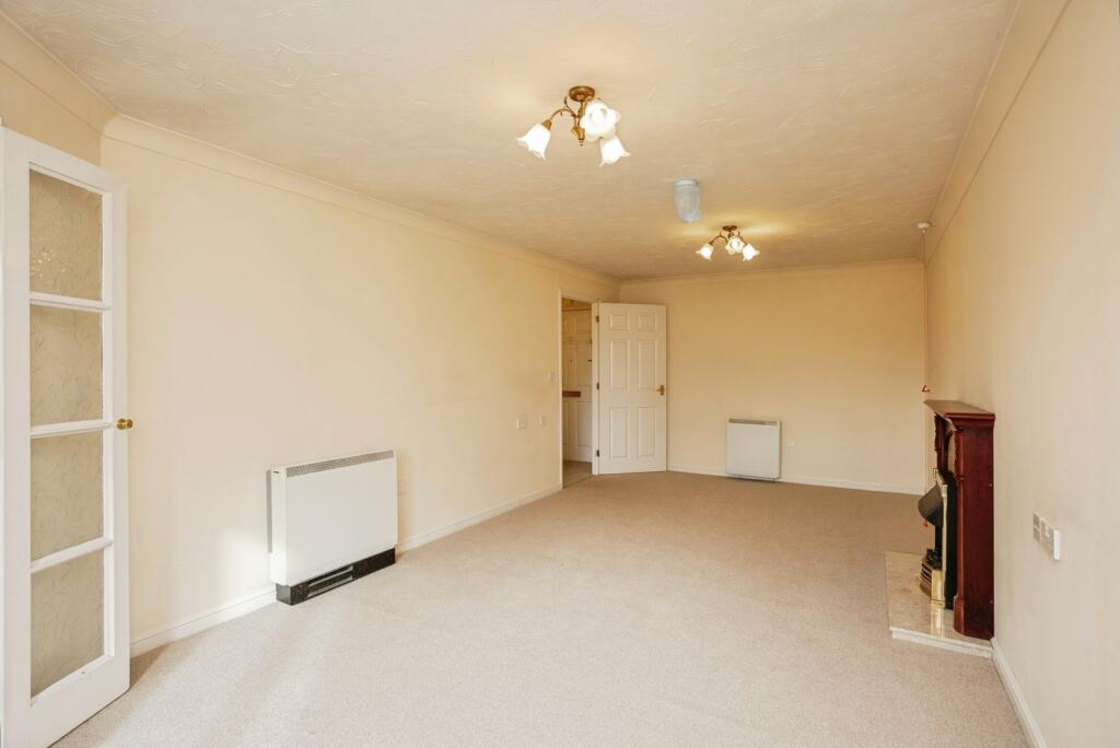 Main image of property: Giles Court, Rectory Road, West Bridgford, Nottingham, NG2