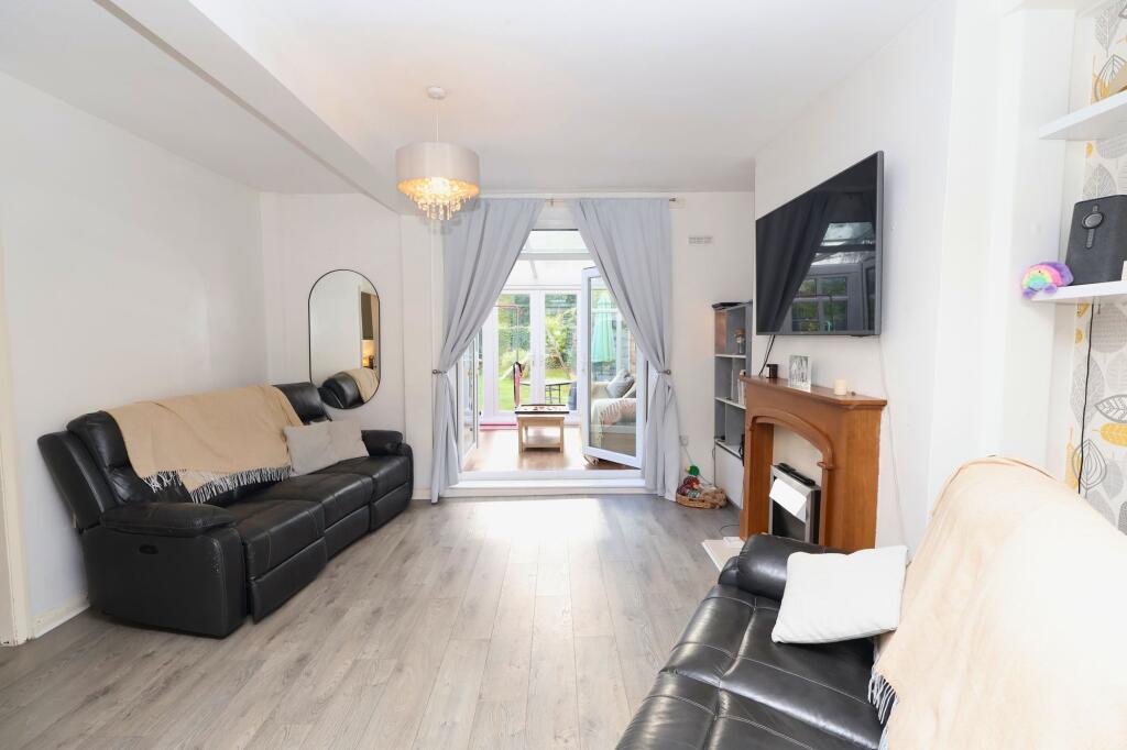 House in Trafford, Greater Manchester - More