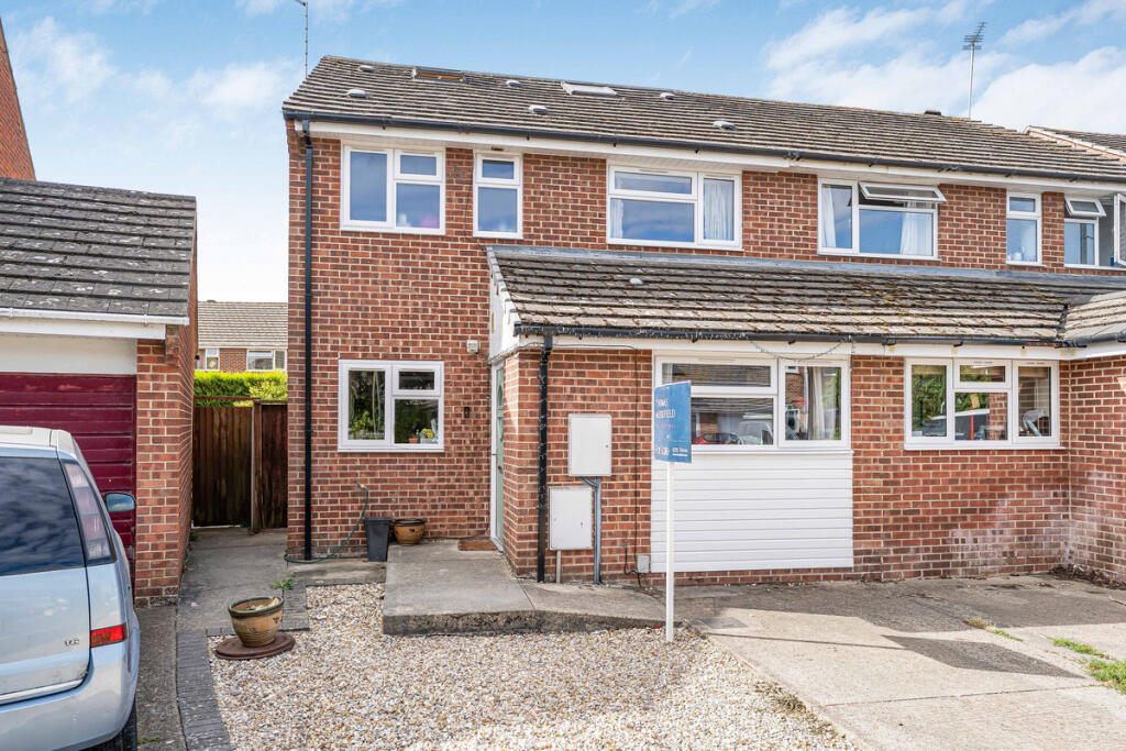 Main image of property: Segsbury Road, Wantage, OX12