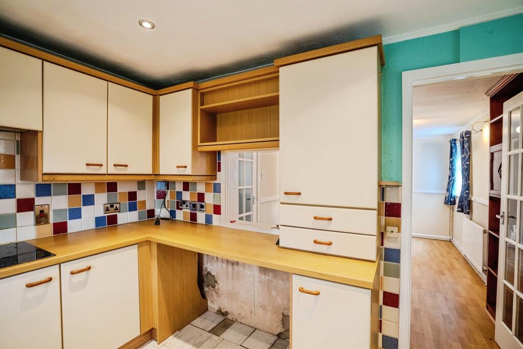 Bryngwyn Close, Hereford - View 4
