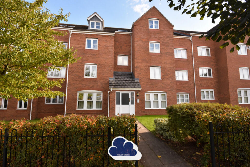 Apartment in Coventry, West Midlands