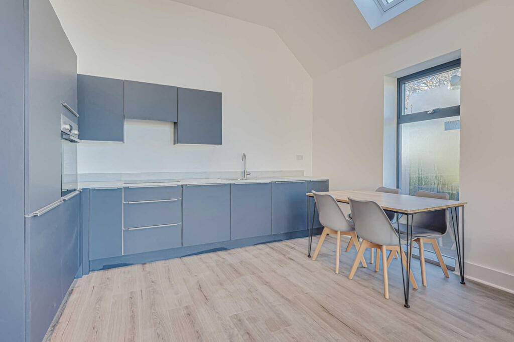 The Regency Apartments, Rayleigh, SS6 photo 3