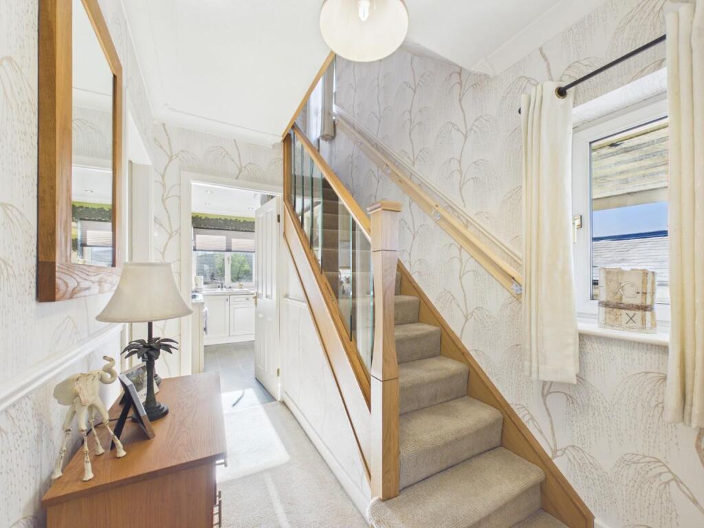 House in Bingley, Priestthorpe - View 2