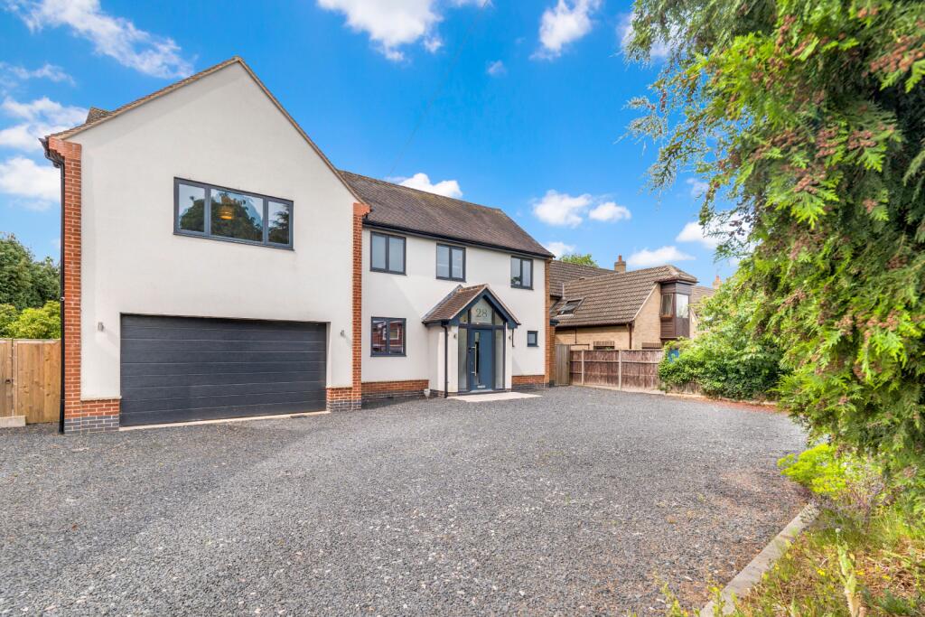 Main image of property: Warwick Avenue, Quorn, Loughborough, LE12 8HD