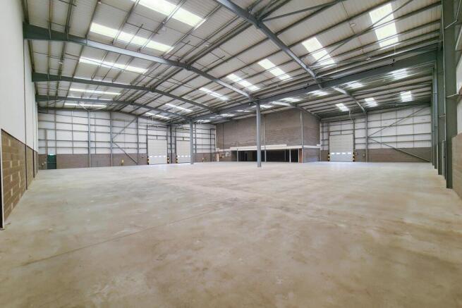 9-WAREHOUSE_0.1-2.jpg