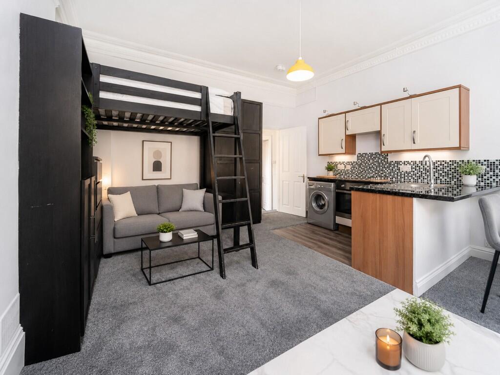 Main image of property: Flat 6, Oriental Place, BN1