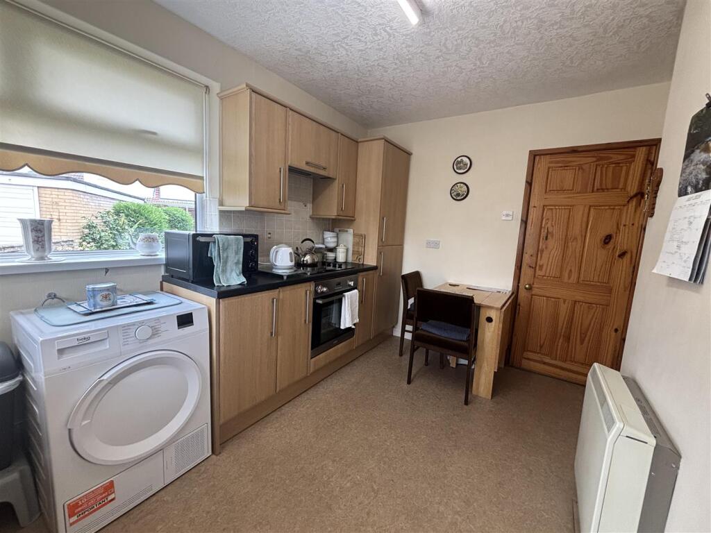 House in Gilberdyke - View 4