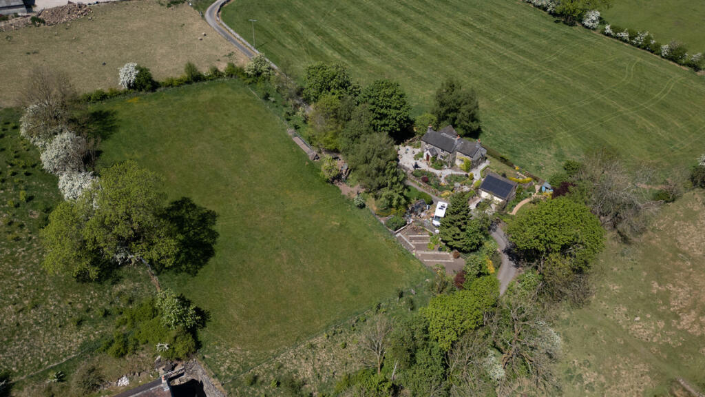 Back of Ecton, Ecton, DE6 photo 2