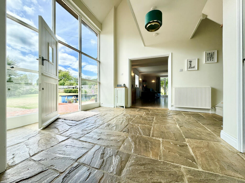 House in Wootton, Isle of Wight - View 4