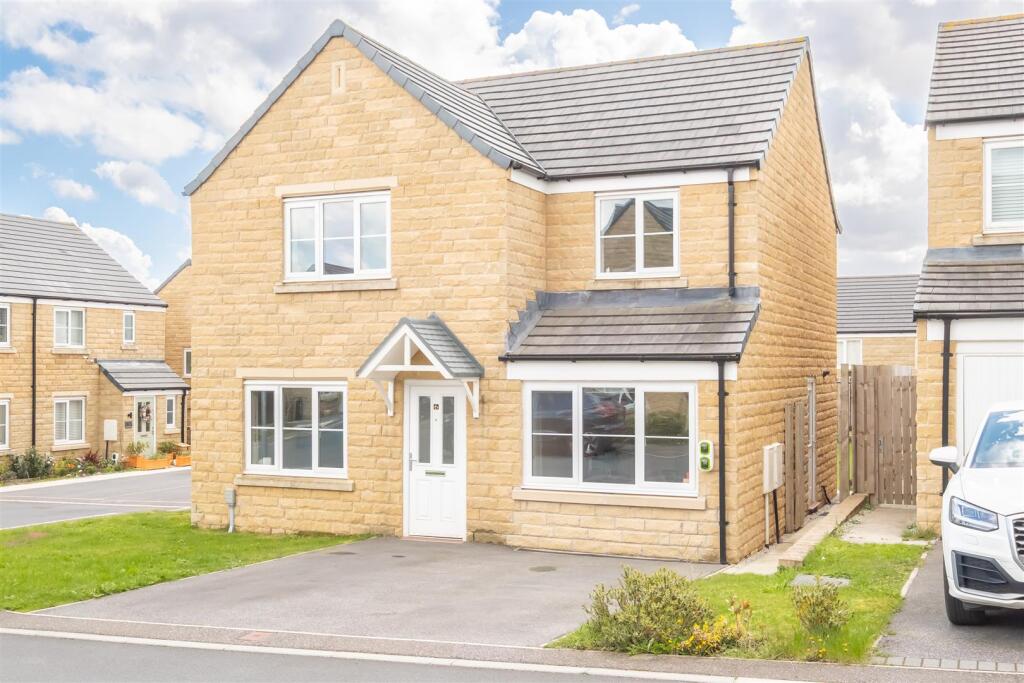 Main image of property: Weatherhill Rise, Lindley, Huddersfield, HD3 2AF