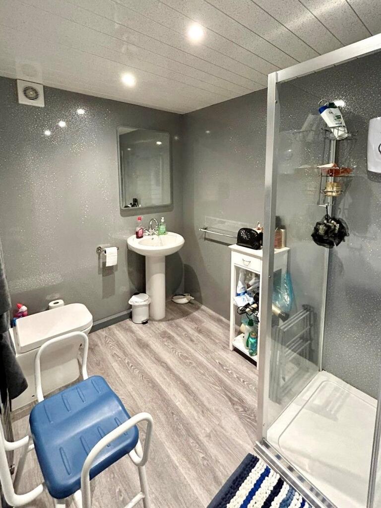 Penmere Drive, Falmouth image 3