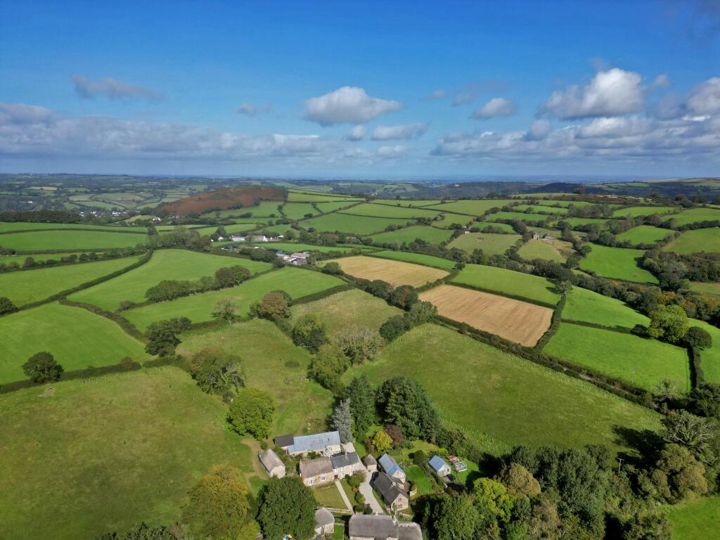 House in West Devon, Chagford - View 2