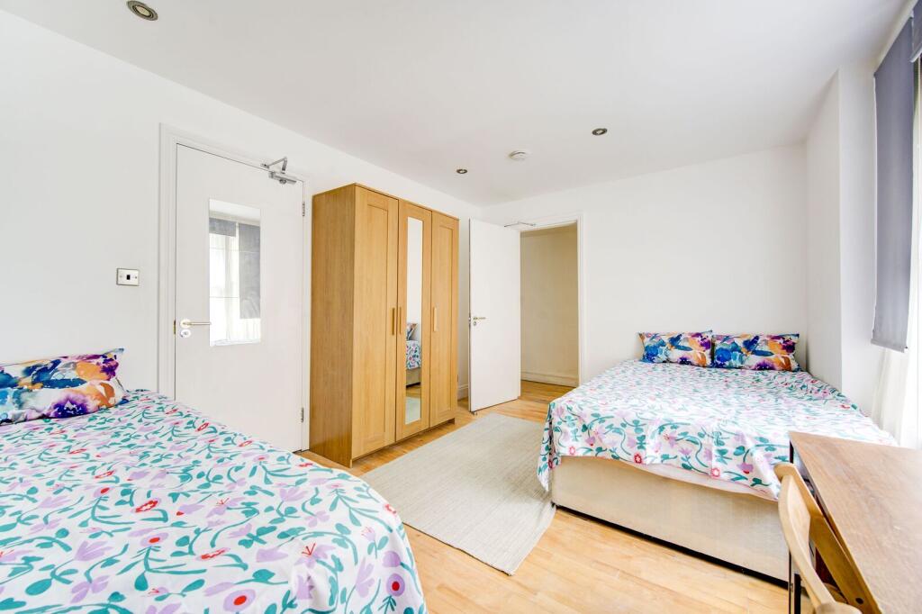4 bedroom flat for rent