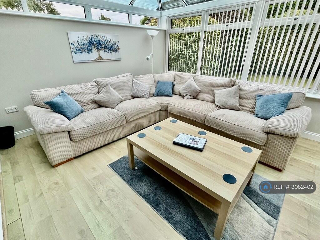 Main image of property: Brent Close, Newcastle-Under-Lyme, ST5