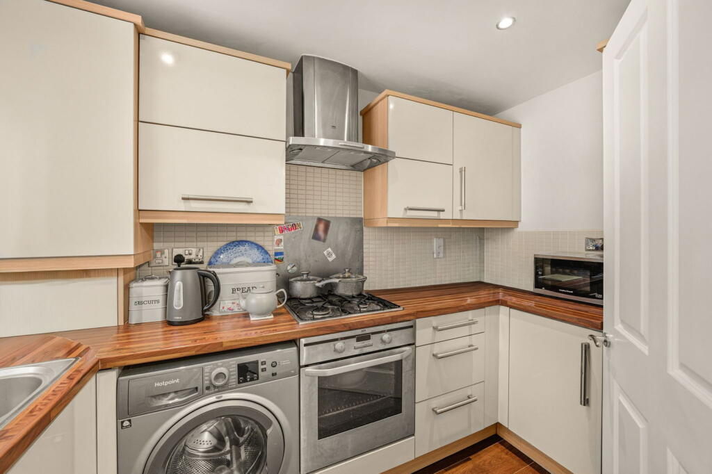 2-bed terraced on Cyfarthfa Mews, Merthyr Tydfil, £160,000