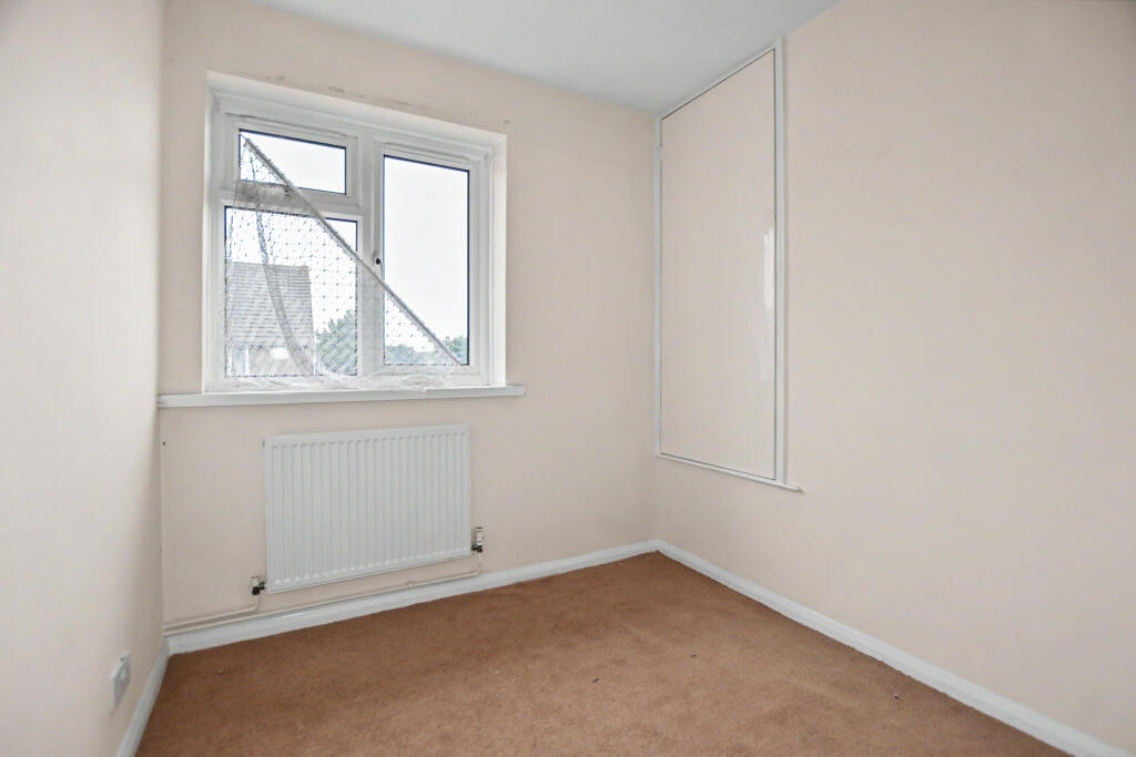 Apartment in Dartford - View 5