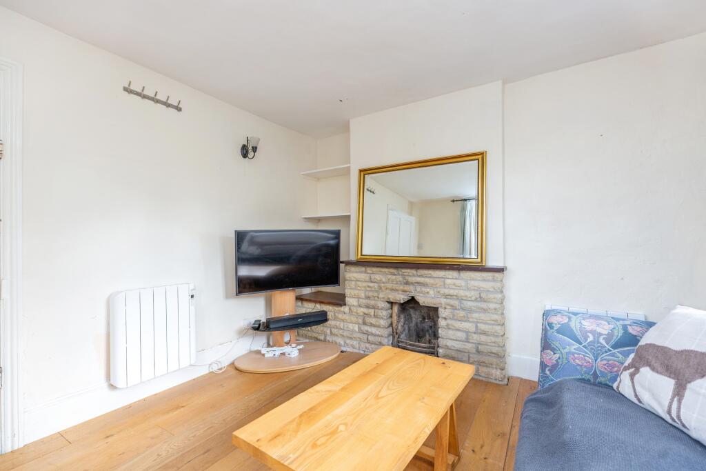 House in Shaftesbury, Dorset - View 3