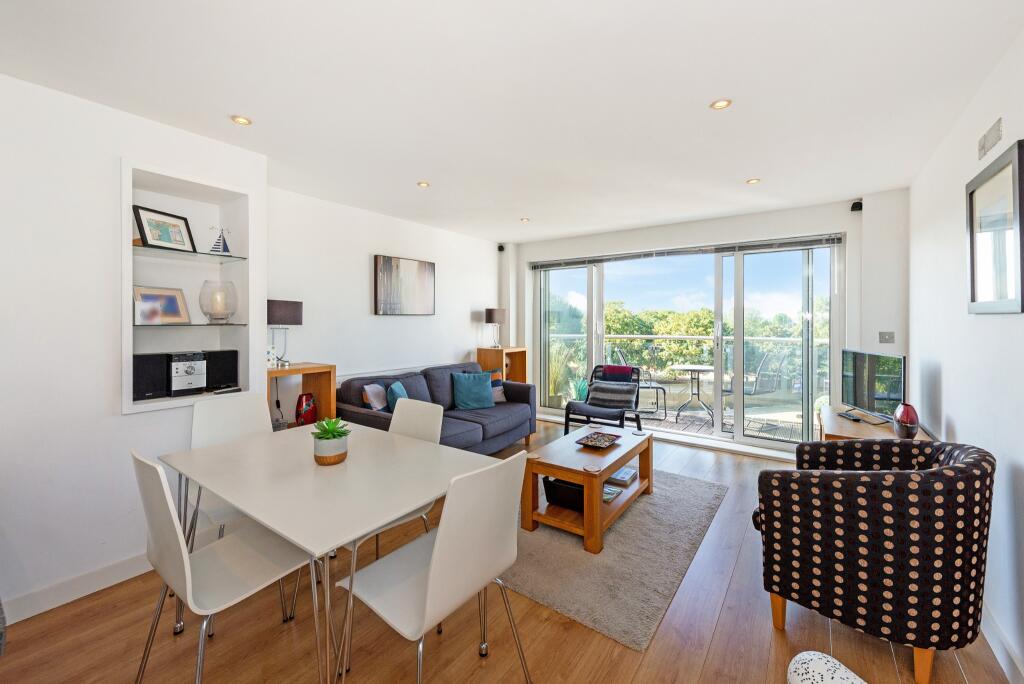Apartment in Portsmouth - View 4