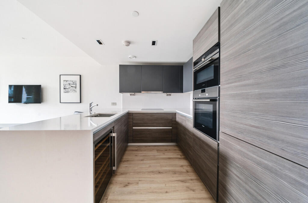 Apartment in London - View 3