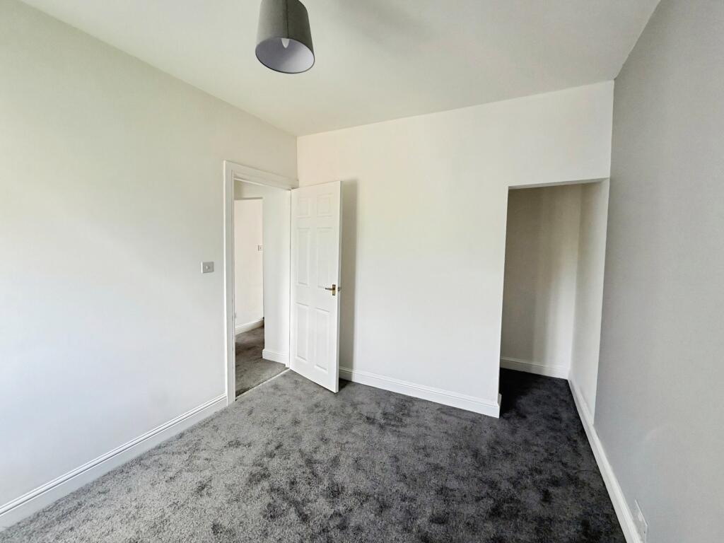House in Wigan, Pennington Green - More