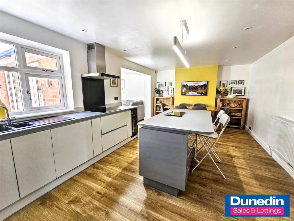 House in Bromsgrove, Lowes Hill - View 5
