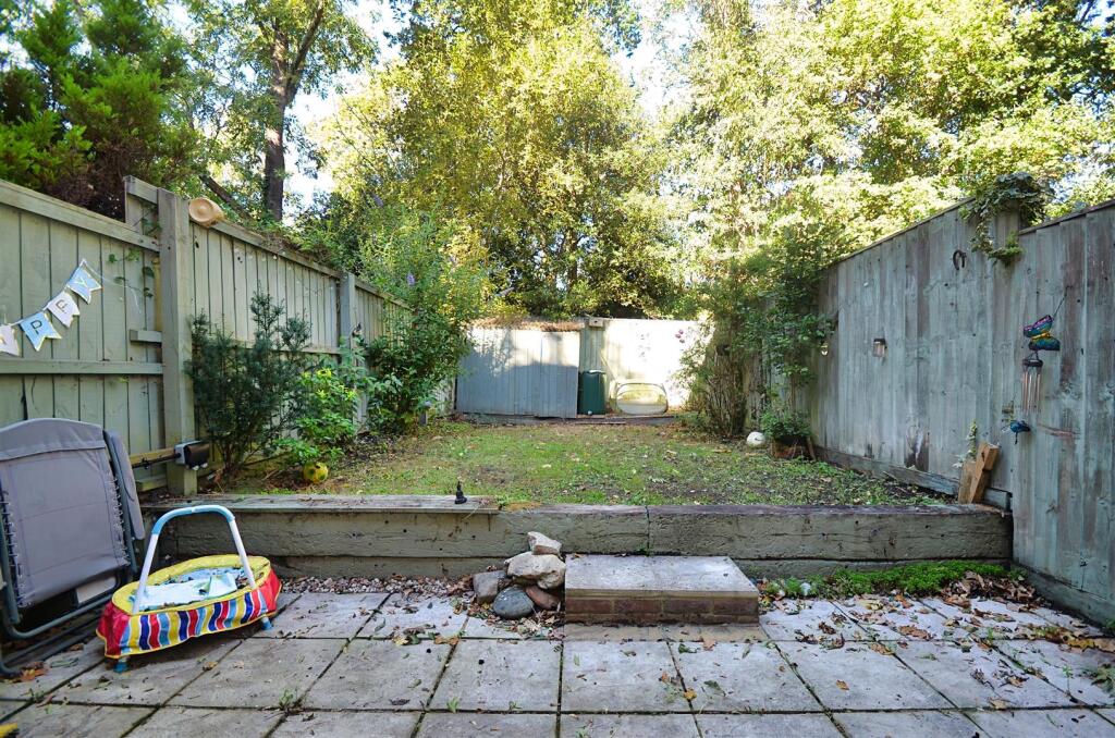 House in Portsmouth - View 5