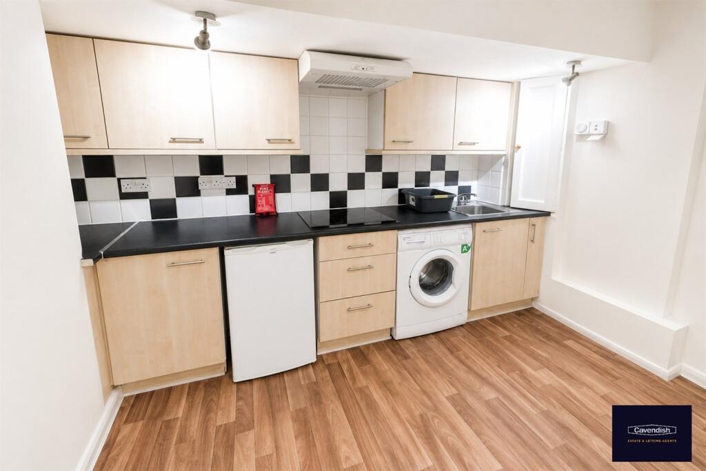Apartment in Chester - More