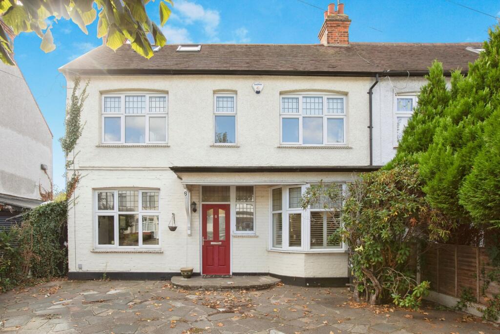 Main image of property: Ethelbert Gardens, Ilford, IG2