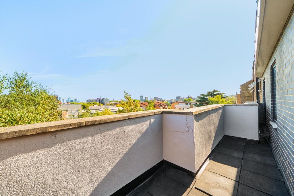Apartment in London, New Cross - View 4