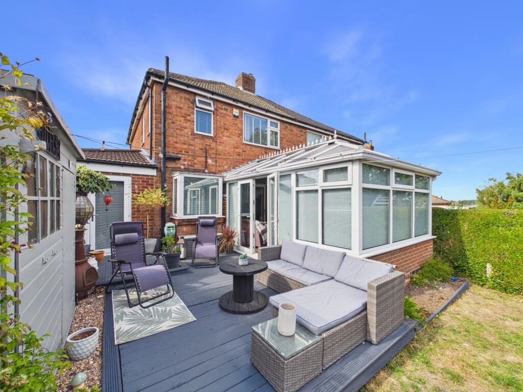 House in North East Derbyshire, Coal Aston, Dronfield - View 2