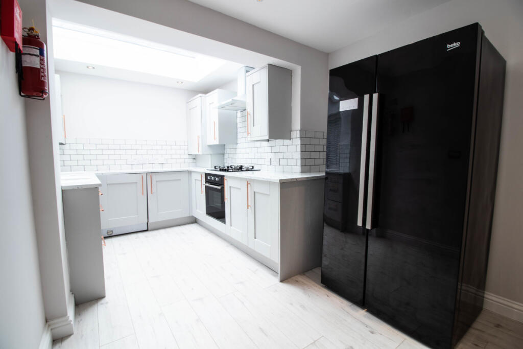 Seaman Road, Liverpool, L15 - View 5