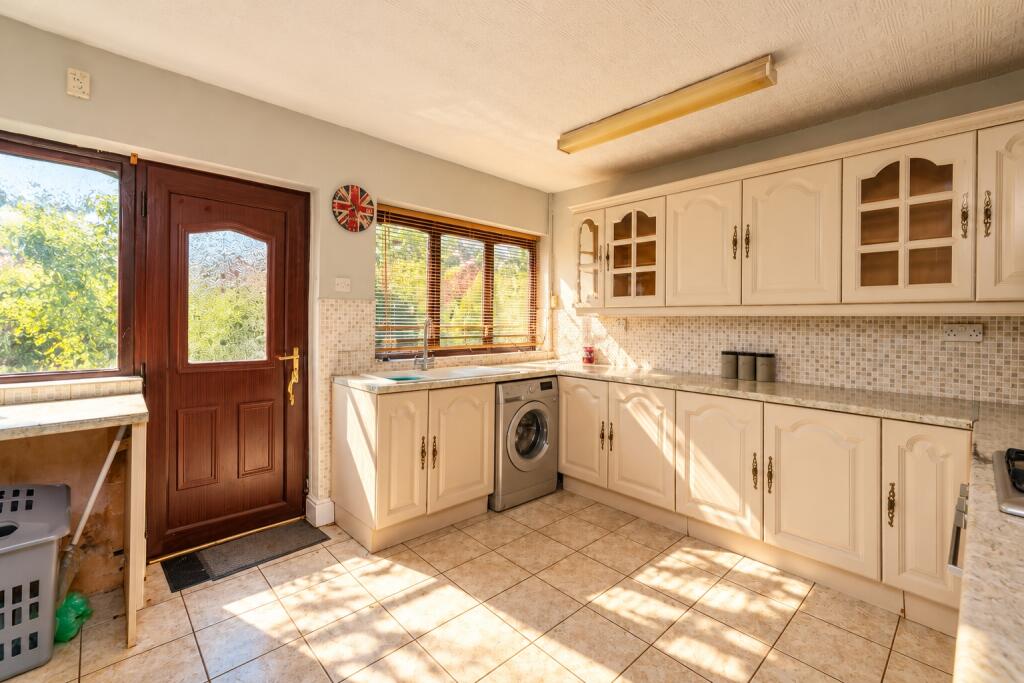 House in Chester, Blacon Point, City of Chester - View 3