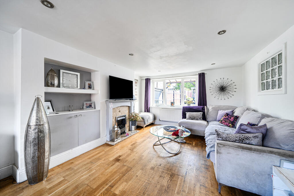 House in Three Rivers, Watford Rural - View 2