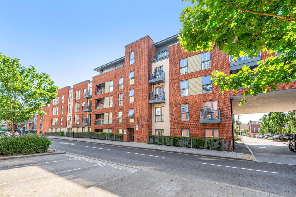 Main image of property: John Thornycroft Road, Southampton, SO19 9SP