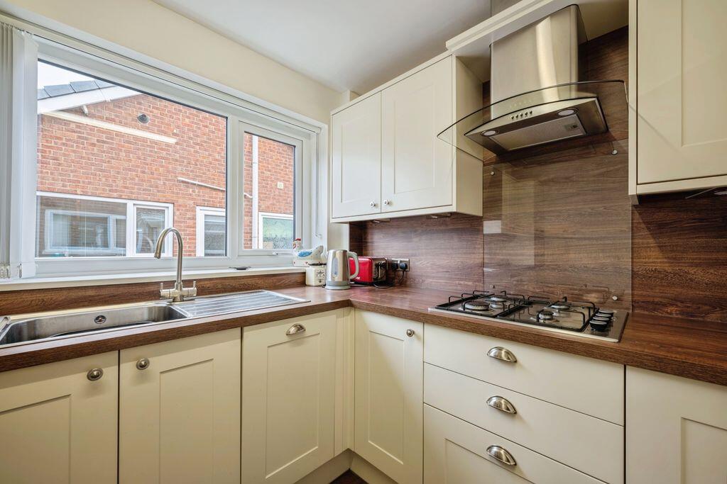 House in Immingham, North East Lincolnshire - View 5