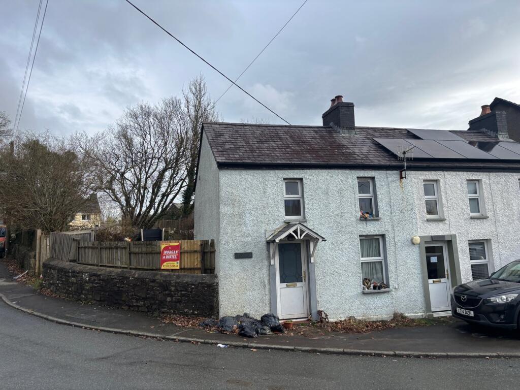 Main image of property: Cwrtnewydd, Llanybydder, SA40