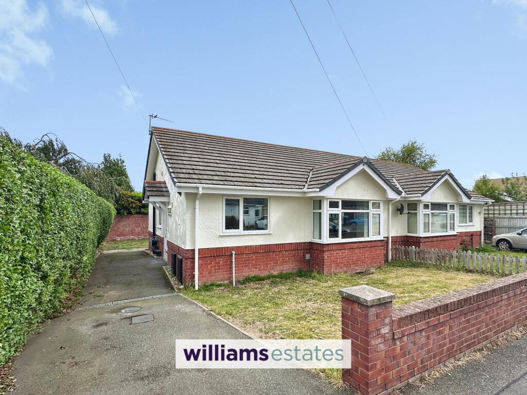 2-bed semi-detached on Seabank Drive, Prestatyn, LL19, £162,500
