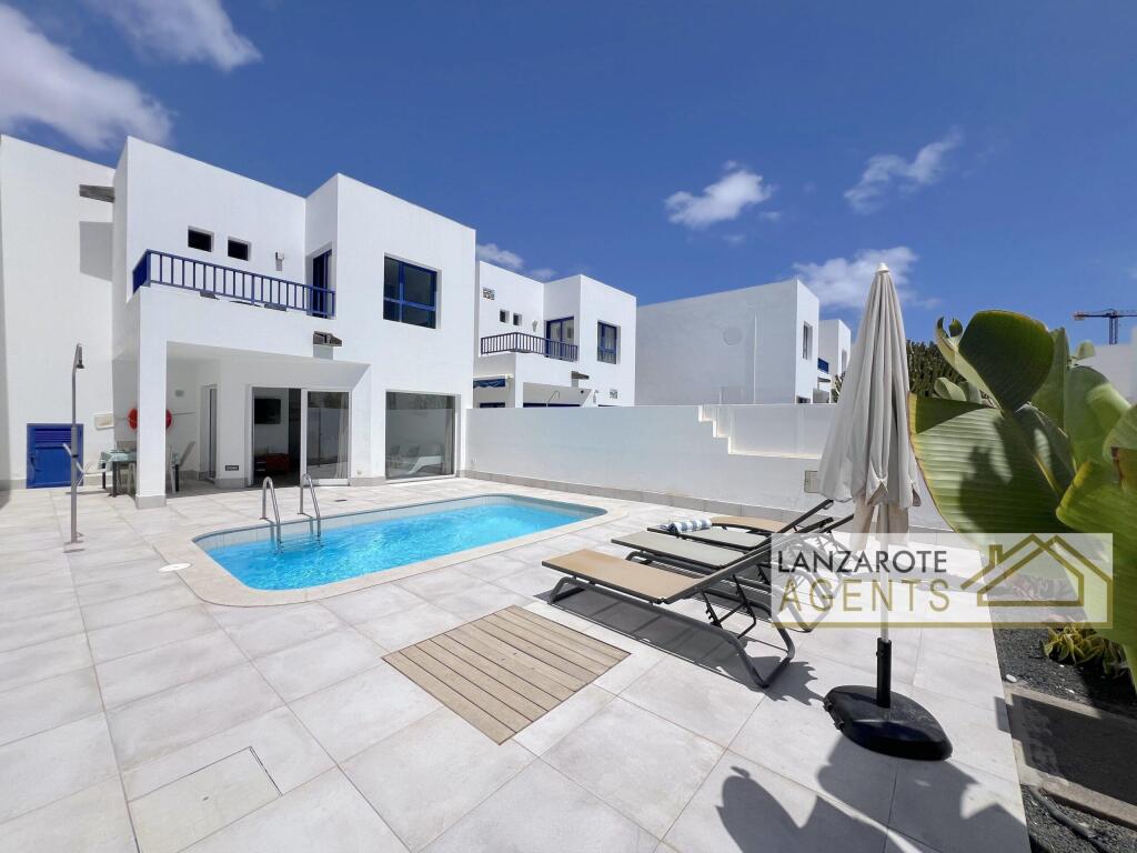 Main image of property: Canary Islands, Lanzarote, Playa Blanca