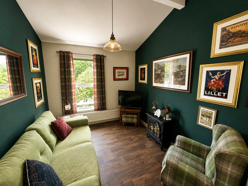 Apartment in Sefton, Liverpool City Region - View 5