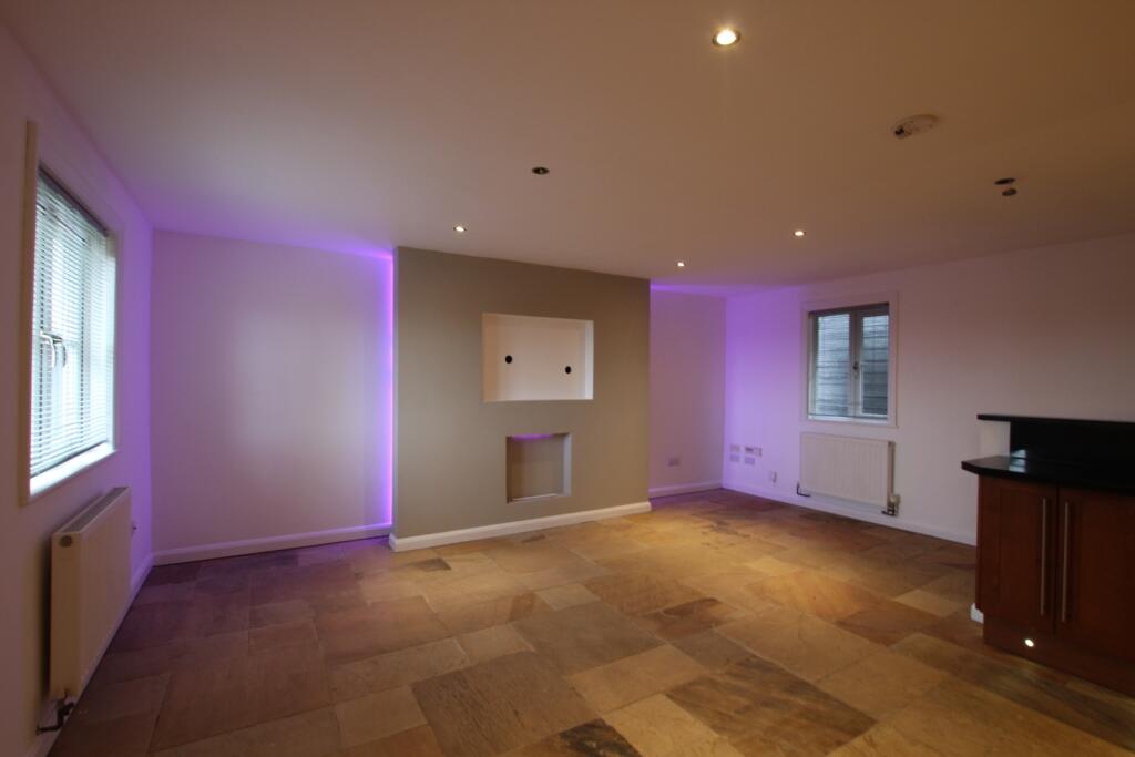 House in Enfield - More