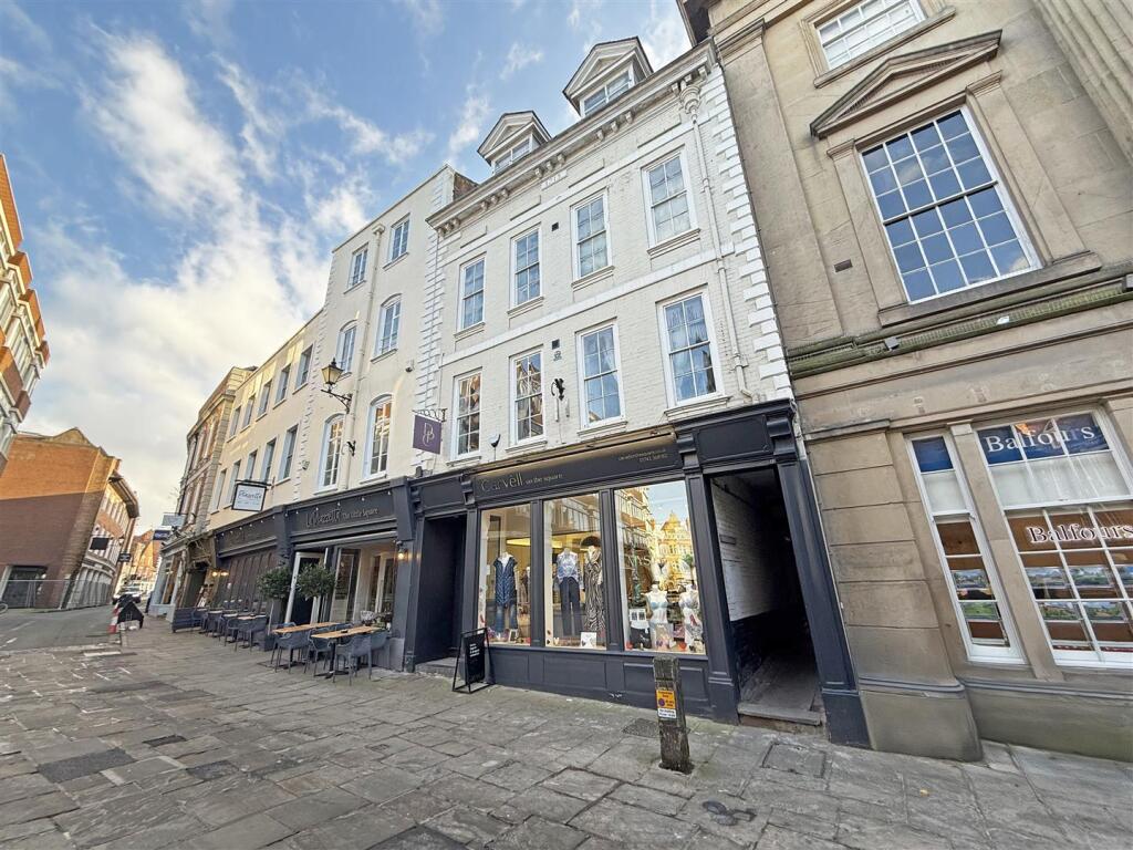 3-bed house on Coffee House Passage, The Square, Shrewsbury, £220,000