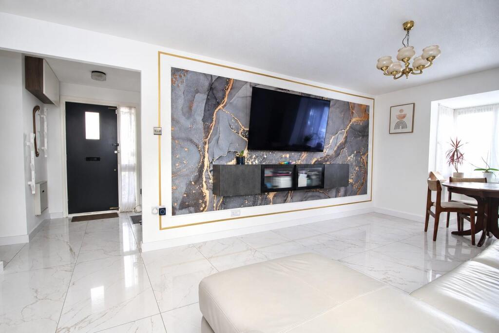 House in Reading - View 4