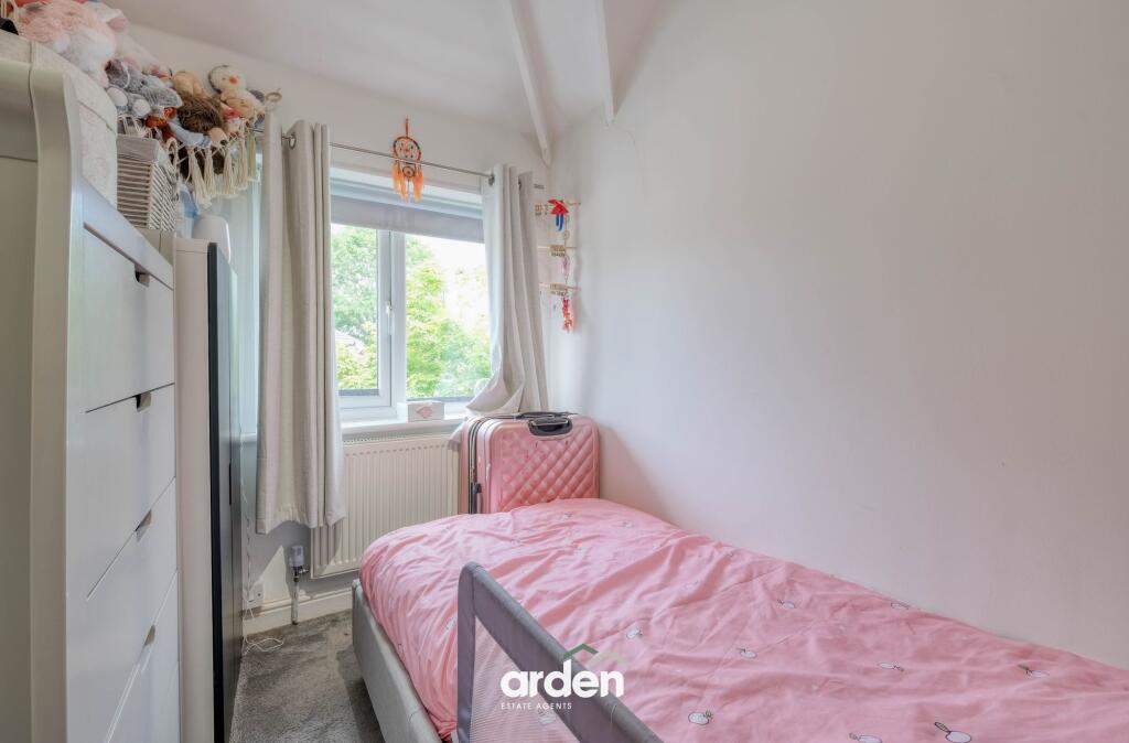 House in Birmingham, West Midlands - More