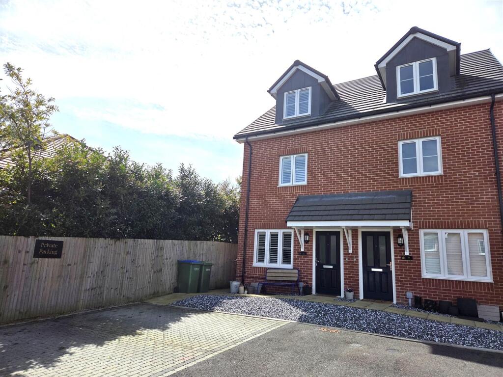 Main image of property: Noble Road, Titchfield Common