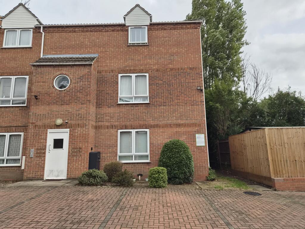 Main image of property: Furlong Street, NG5