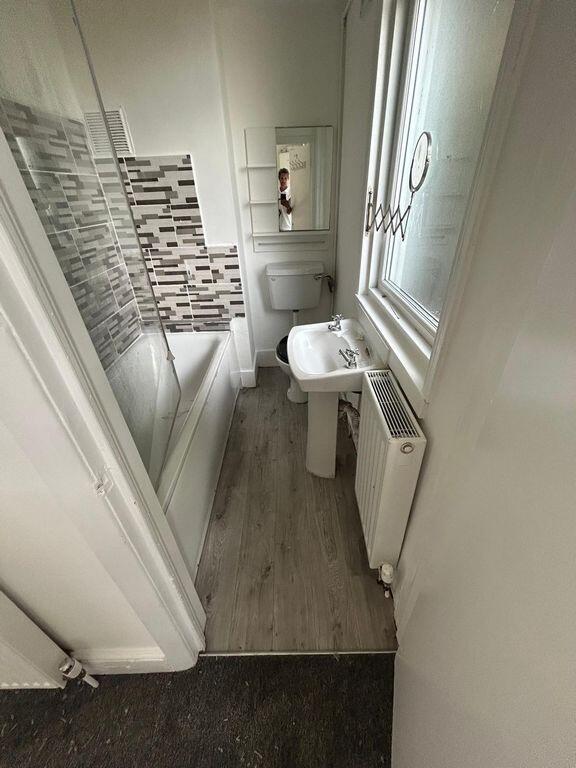 Apartment in Brighton - View 4