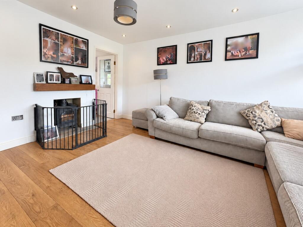 House in Ampthill, Central Bedfordshire - View 5